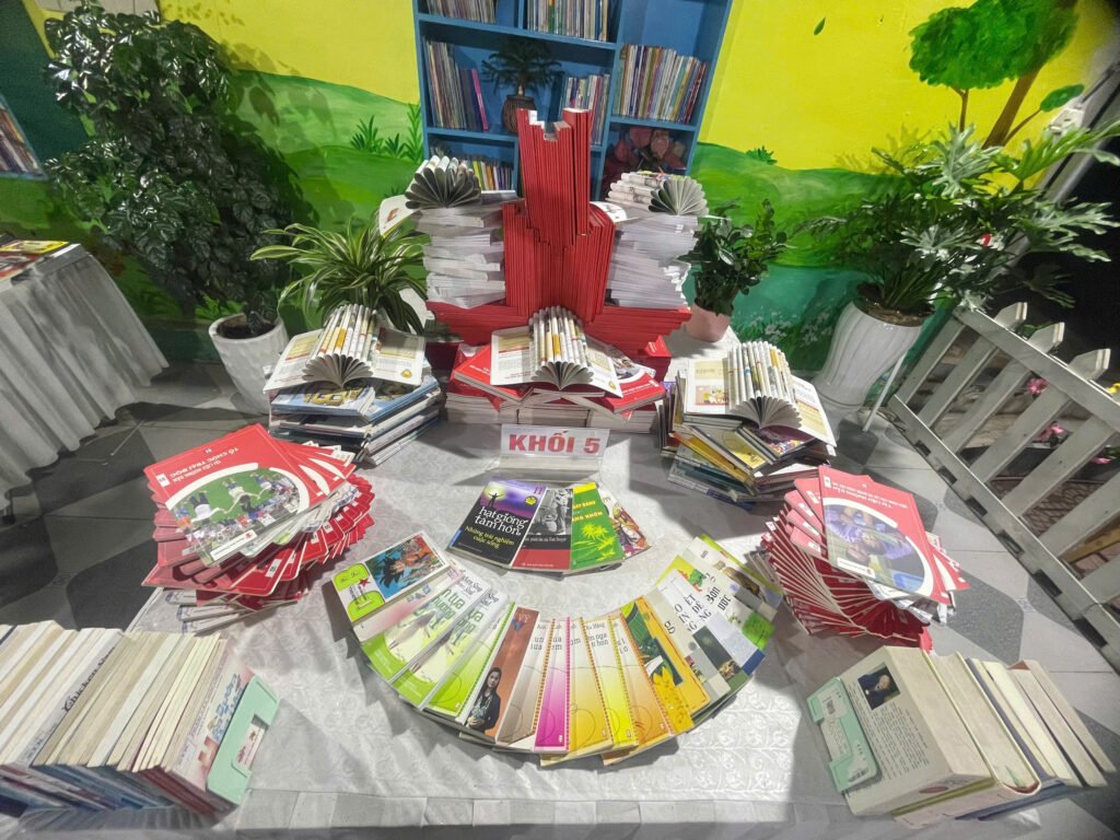Ngày hội đọc sách-chủ đề giá trị của lòng biết ơn Z6489118681281 6e01b76d5e2ffeac46bb6858a4c5b36e 1024x768